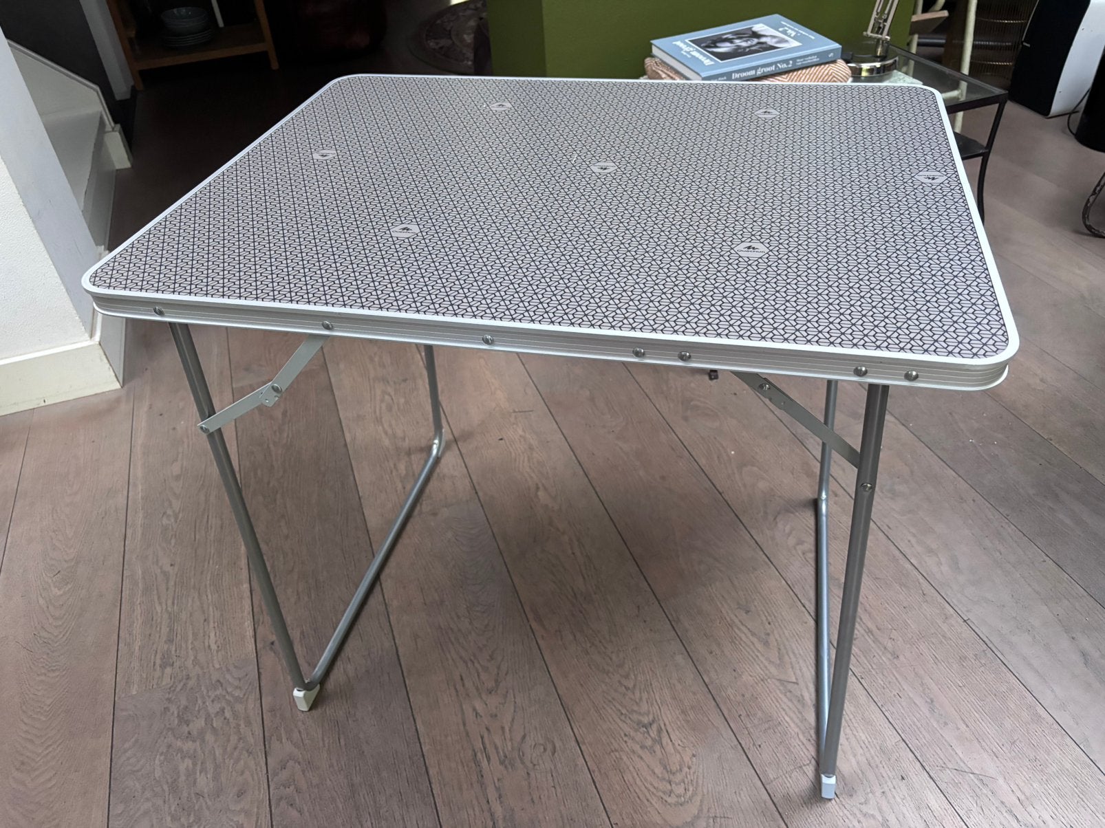 Quechua Decathlon campingtafel 2-4 personen – inklapbaar, Ophalen, Gebruikt, Campingtafel, .