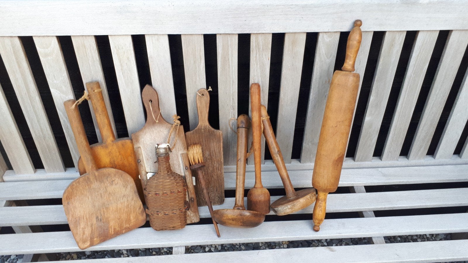 Brocante oud keukengerei ( hout ), Ophalen