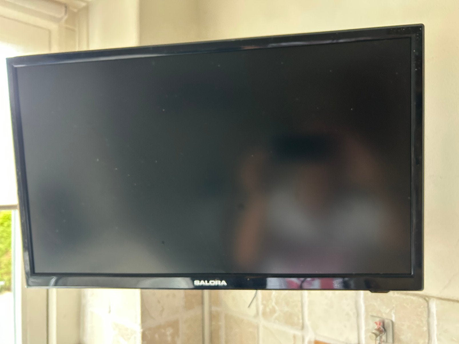 Salora tv met afstandsbediening 50x30 cm, Ophalen, Zo goed als nieuw, 50 Hz, Overige merken
