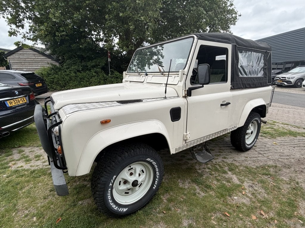 Land Rover Defender 2.5 TD 90 County Softtop 1988 Cabrio 6 Z, Auto's, Oldtimers, Land Rover, Wit, Bedrijf, Vierwielaandrijving