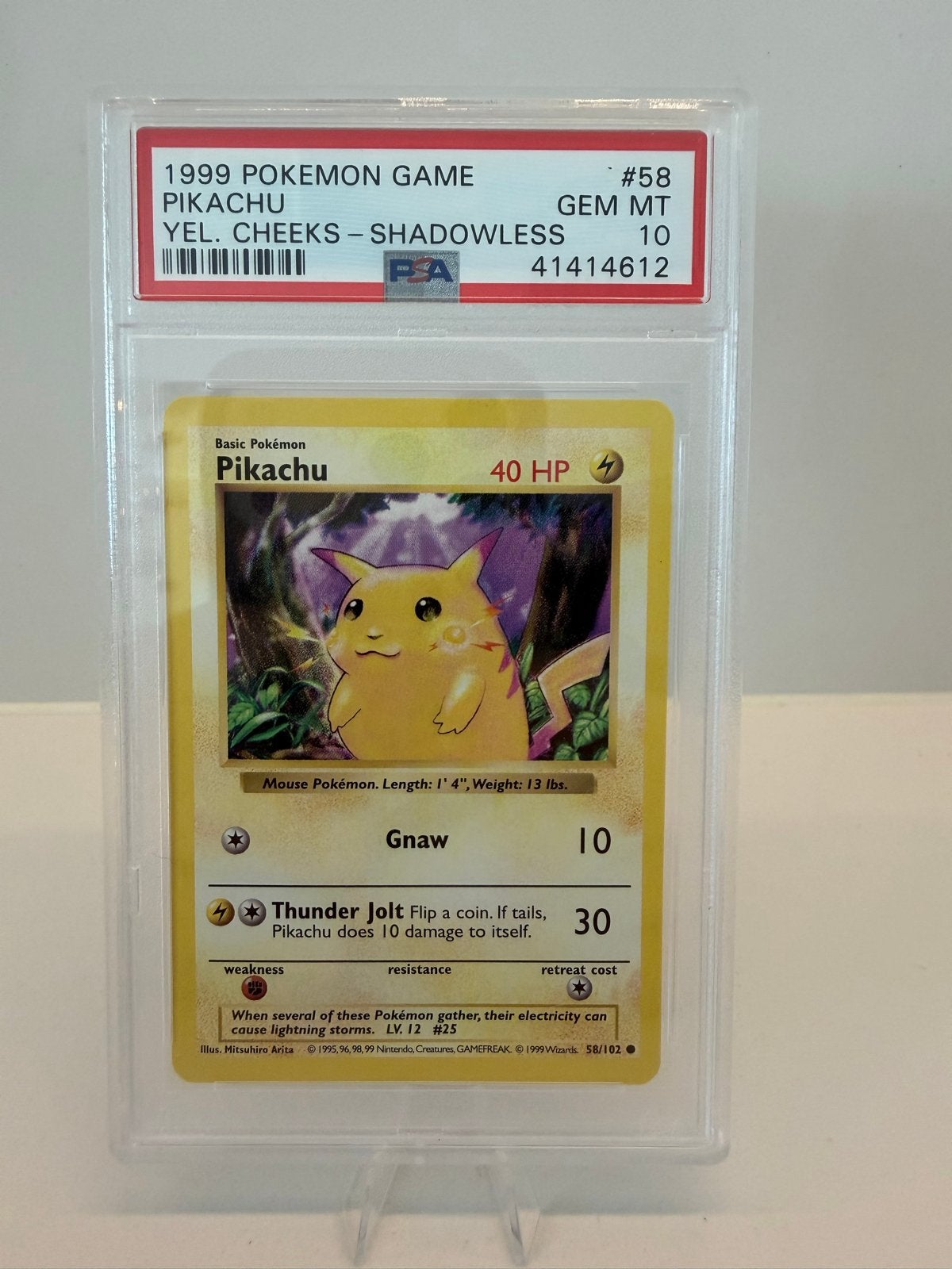 Pikachu 1999 Base Set Shadowless Yellow Cheeks PSA 10, Ophalen of Verzenden, Nieuw, Losse kaart
