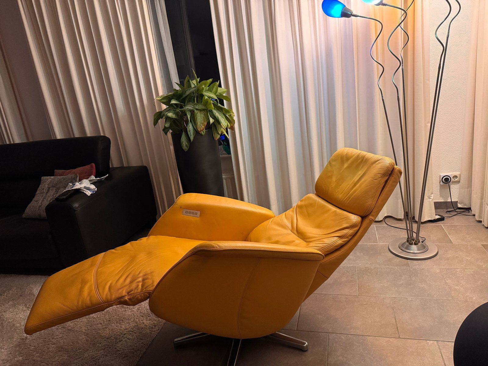 Mooie lederen relaxfauteuil, Ophalen, Gebruikt, 75 tot 100 cm, Modern