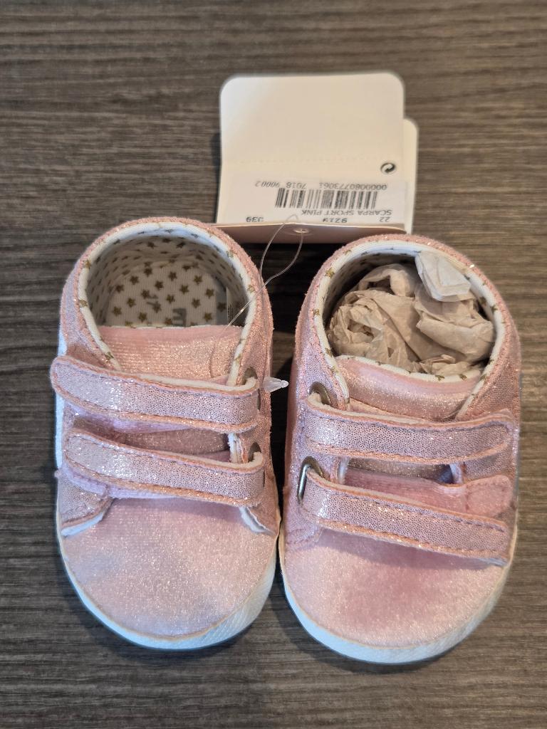 Roze babyschoentjes maat 17. Nieuw met label, Kinderen en Baby's, Babykleding | Schoentjes en Sokjes, Ophalen, Schoentjes, Mayoral
