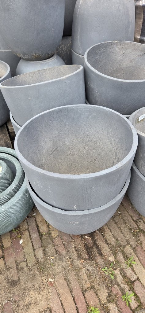 SALE! Partijtje grijze ronde bloempotten Ø52x40 OP=OP, Tuin en Terras, Ophalen, Overige materialen, Gebruikt, 40 cm of meer