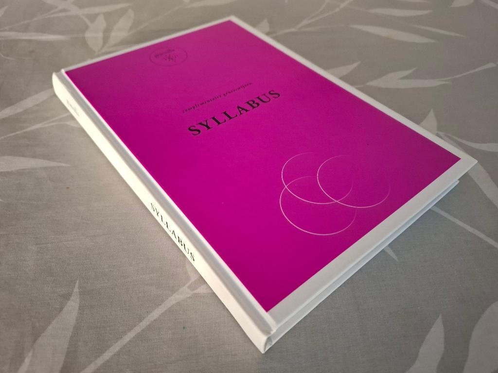 SYLLABUS COMPLEMENTAIRE GENEESWIJZEN – Granulla, Boeken, Achtergrond en Informatie, Ophalen of Verzenden, Zo goed als nieuw, Overige onderwerpen