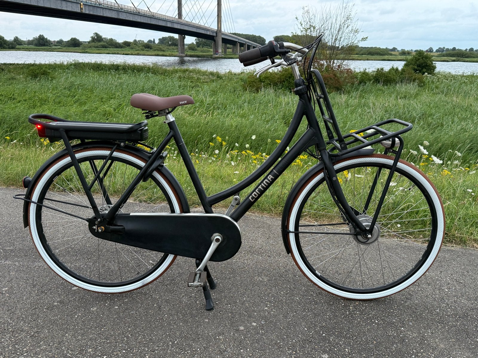 Cortina E-u4 elektrische Transportfiets 57cm 400wh accu, Fietsen en Brommers, Elektrische fietsen, Ophalen, Zo goed als nieuw