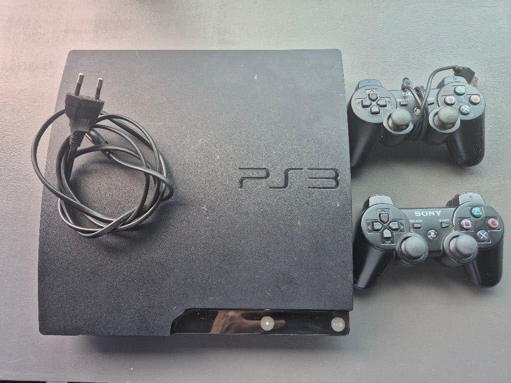 Playstation 3 slim met 11 spellen (geen losse verkoop), Met games, Met 2 controllers, Ophalen of Verzenden, Zo goed als nieuw