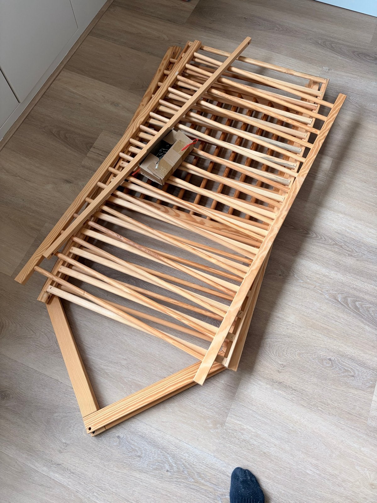 Ledikantje bedhuisje - Houten babybed, Ophalen, Gebruikt, Bruin, 190 cm of minder