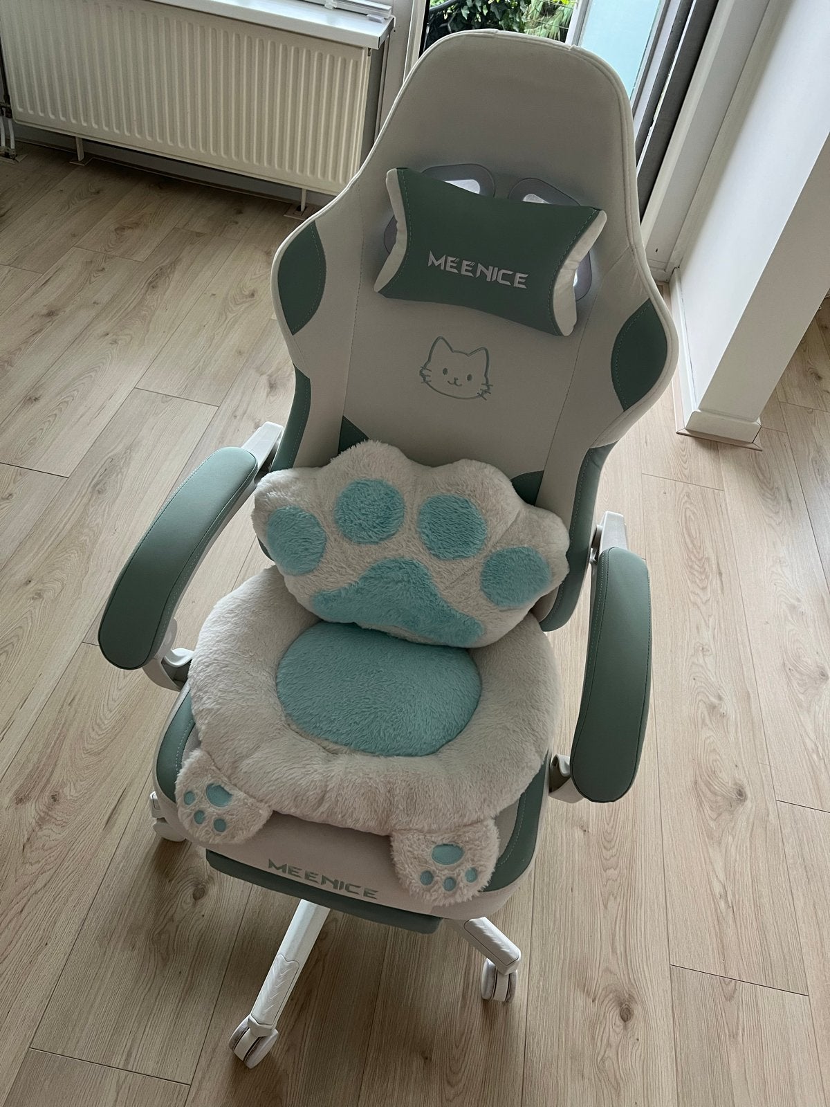 Gaming Bureaustoel Meenice met Kattenpoot Kussen, Ophalen, Wit, Zo goed als nieuw, Gaming bureaustoel