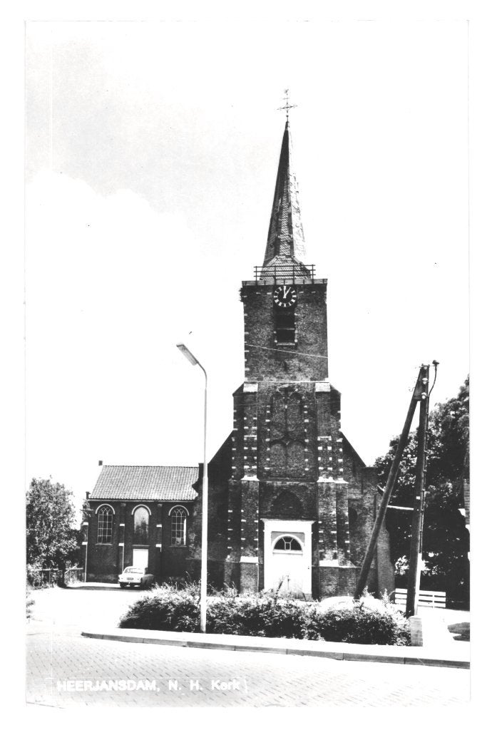 988168 Heerjansdam 1970 ZH Ned Herv Kerk   Onbeschreven, Verzamelen, Ansichtkaarten | Nederland, Ongelopen, Zuid-Holland, 1960 tot 1980