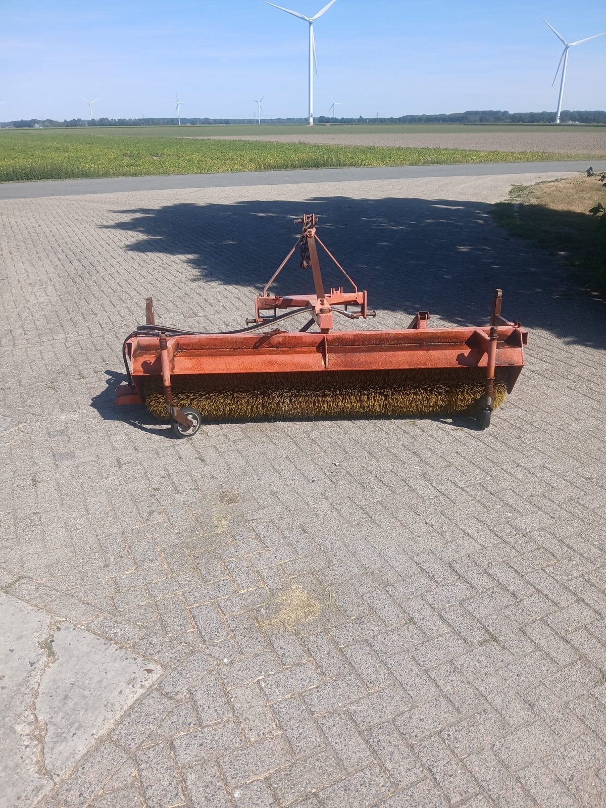 Degelijke veegmachine voor erf of weg, Ophalen of Verzenden, Akkerbouw, Werkplaats, Gebouw of Erf