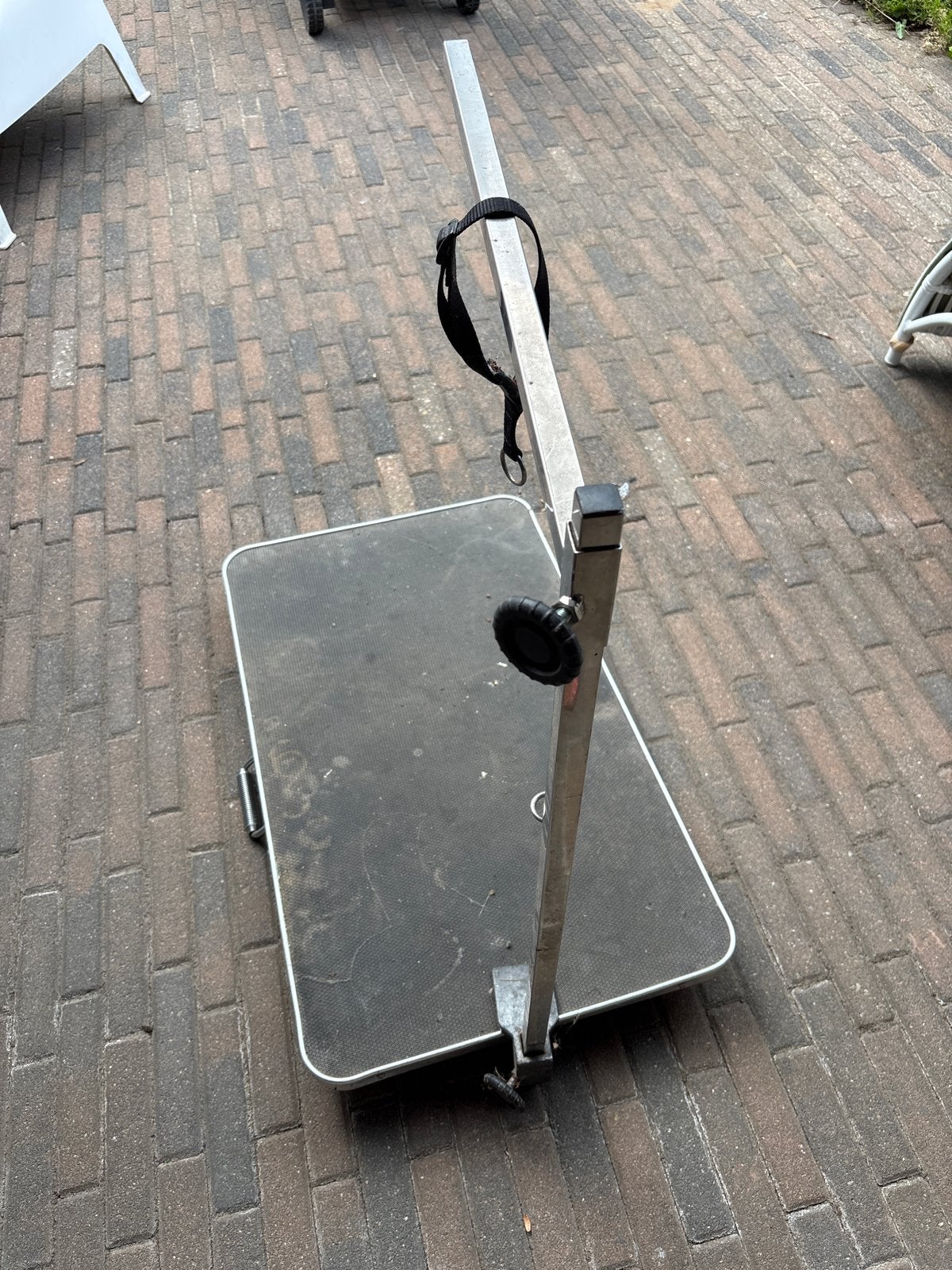 Trimtafel , poten ontbreken, Dieren en Toebehoren, Ophalen, Gebruikt