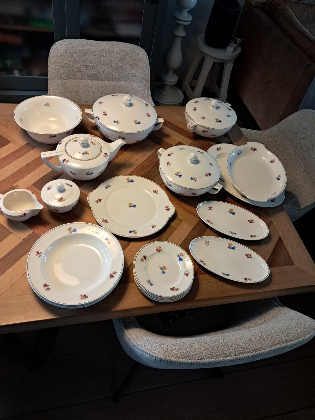 Petrus Ragout servies met bloemetjes, Ophalen, Overige merken, Zo goed als nieuw, Compleet servies