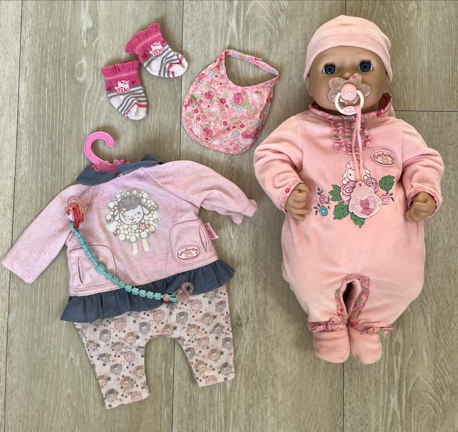 Baby Annabell pop met accessoires en potje, Ophalen, Gebruikt, Babypop