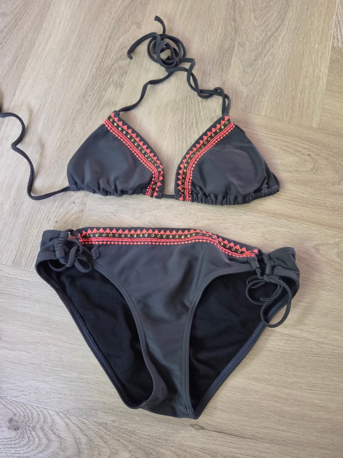 Protest dames bikini, Kleding | Dames, Badmode en Zwemkleding, Ophalen of Verzenden, Zo goed als nieuw, Bikini