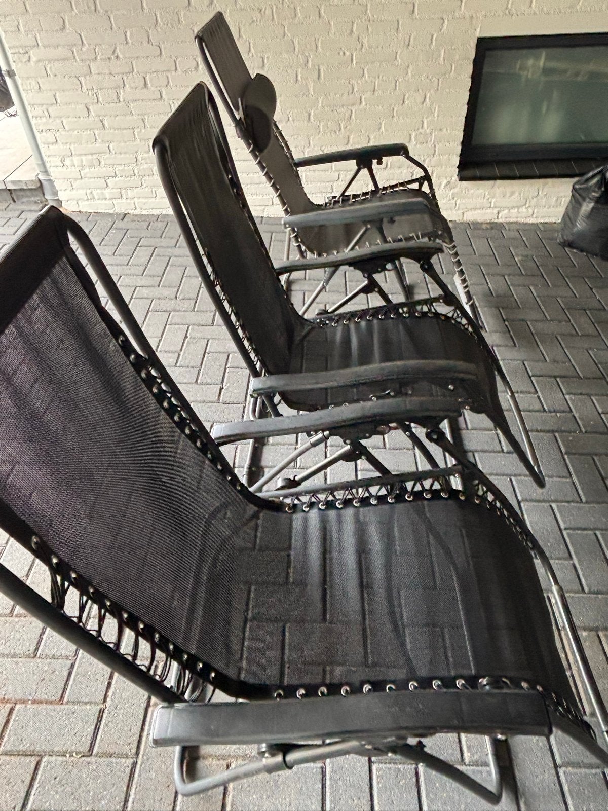 3 kantel/ligstoelen - 2 zwart, 1 grijs, Tuin en Terras, Ophalen, Gebruikt, Textileen, Verstelbaar