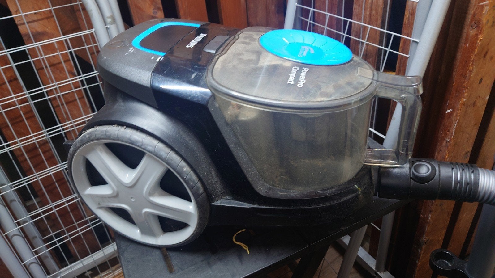 Philips PowerPro Compact Stofzuiger FC9331/09, Gebruikt, Philips, Ophalen of Verzenden, Sledestofzuiger
