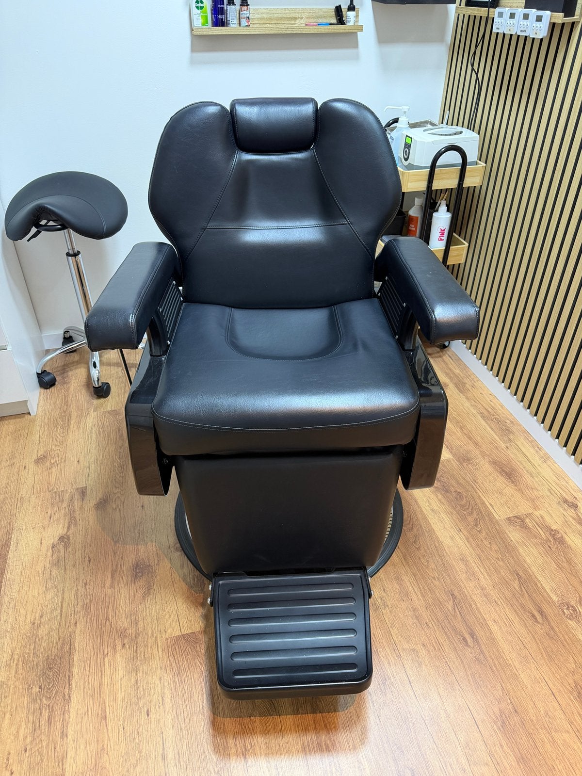 Barberchair die helemaal plat kan