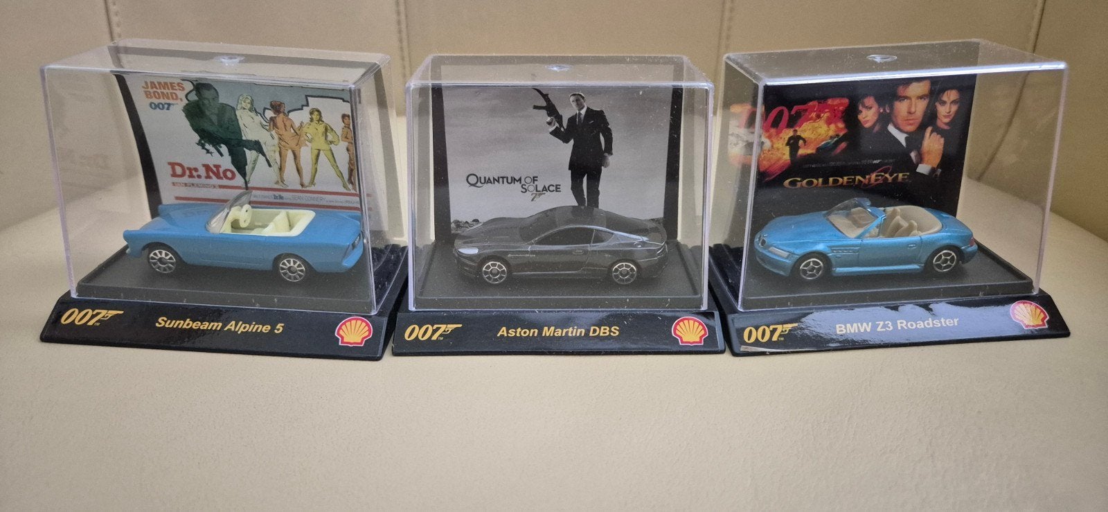 james Bond 007 miniatuurauto's nieuw  3 stuks, Verzamelen, Ophalen of Verzenden, Nieuw, Auto's