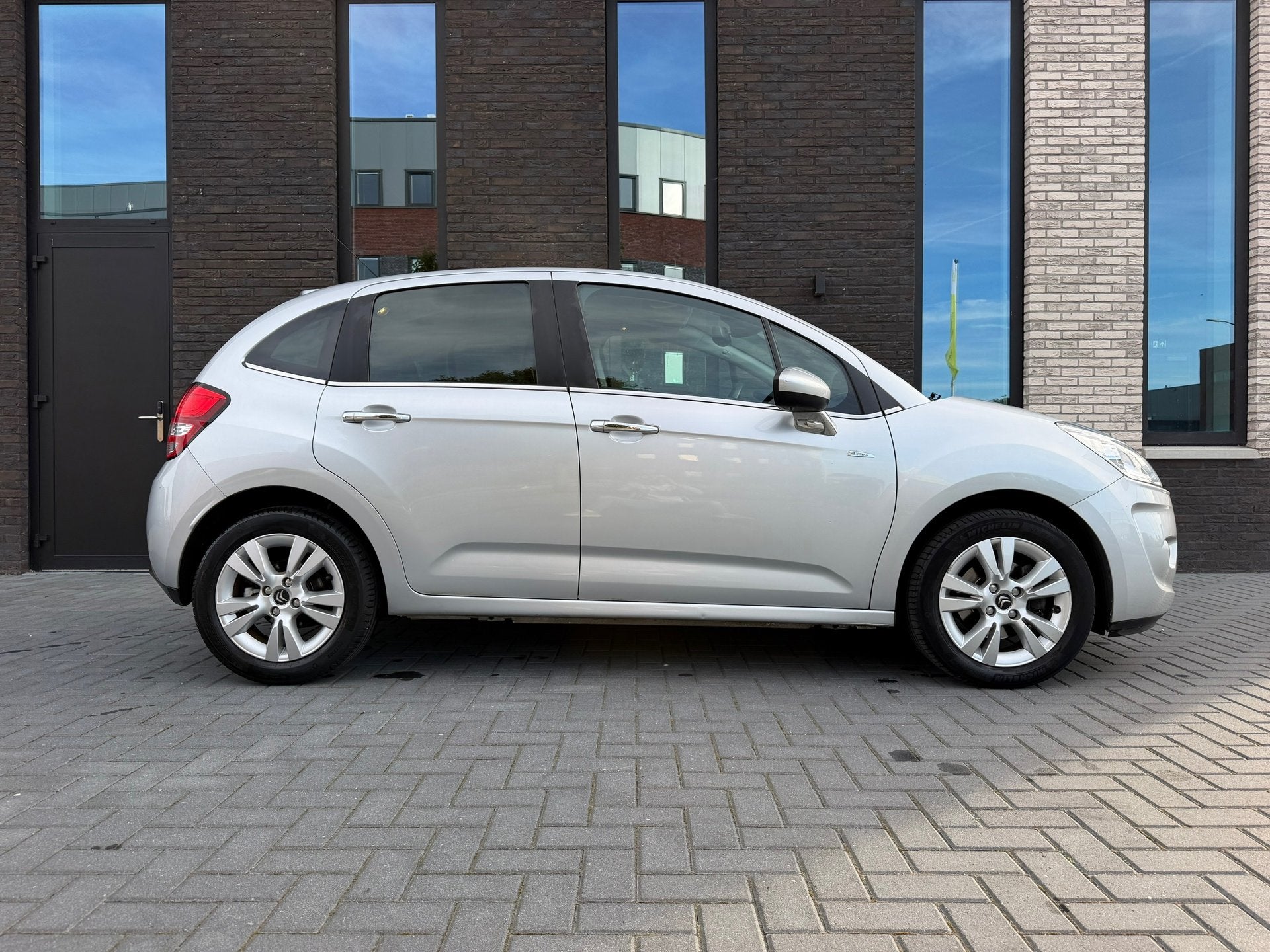 Citroen C3 1.6 VTi Exclusive, Auto's, Euro 5, Gebruikt, 4 cilinders, 49 €/maand