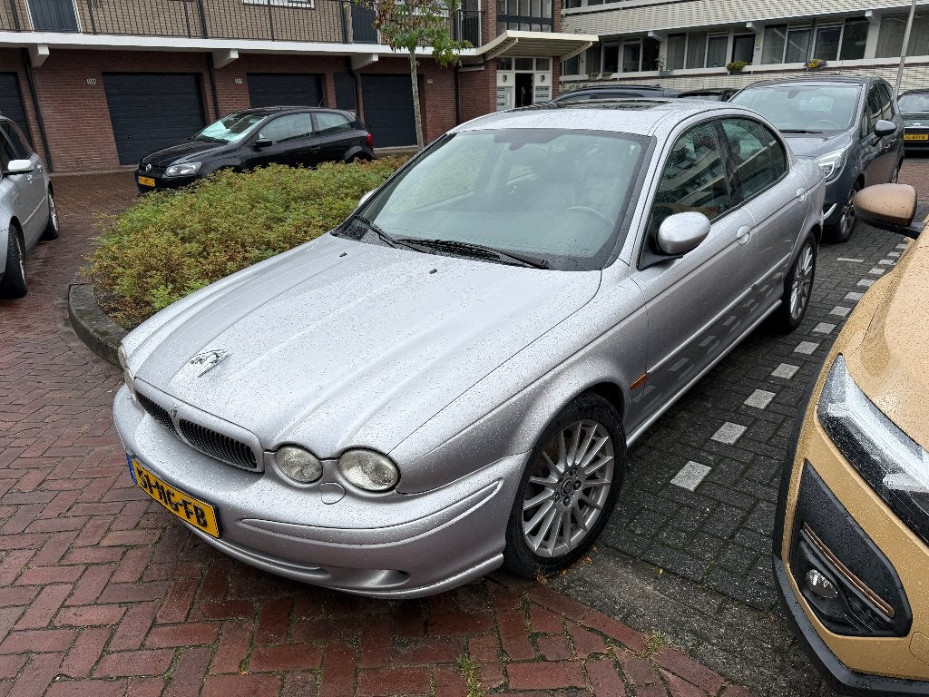Jaguar X-Type 3.0 V6 Executive AUT 4WD 2001 Grijs, Auto's, Jaguar, Zwart, Lederen bekleding, Particulier, Euro 4
