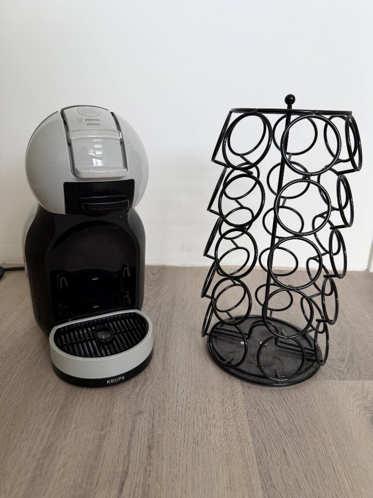 KRUPS Dolce Gusto MiniMe + capsulehouder, Witgoed en Apparatuur, Koffiezetapparaten, Koffiemachine, Ophalen of Verzenden, Zo goed als nieuw