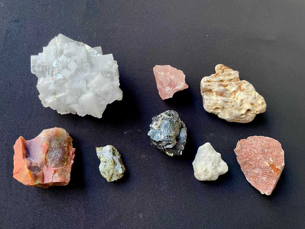 diverse mineralen en gesteenten, Verzamelen, Mineralen en Fossielen, Ophalen of Verzenden