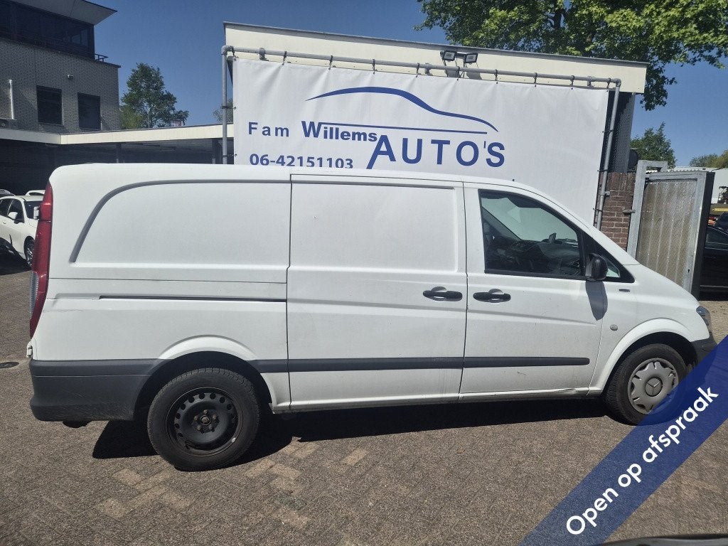 Mercedes-Benz Vito 110 CDI 320 Func. Long Airco (bj 2011), Auto's, 13 km/l, Euro 5, Stof, Zwart