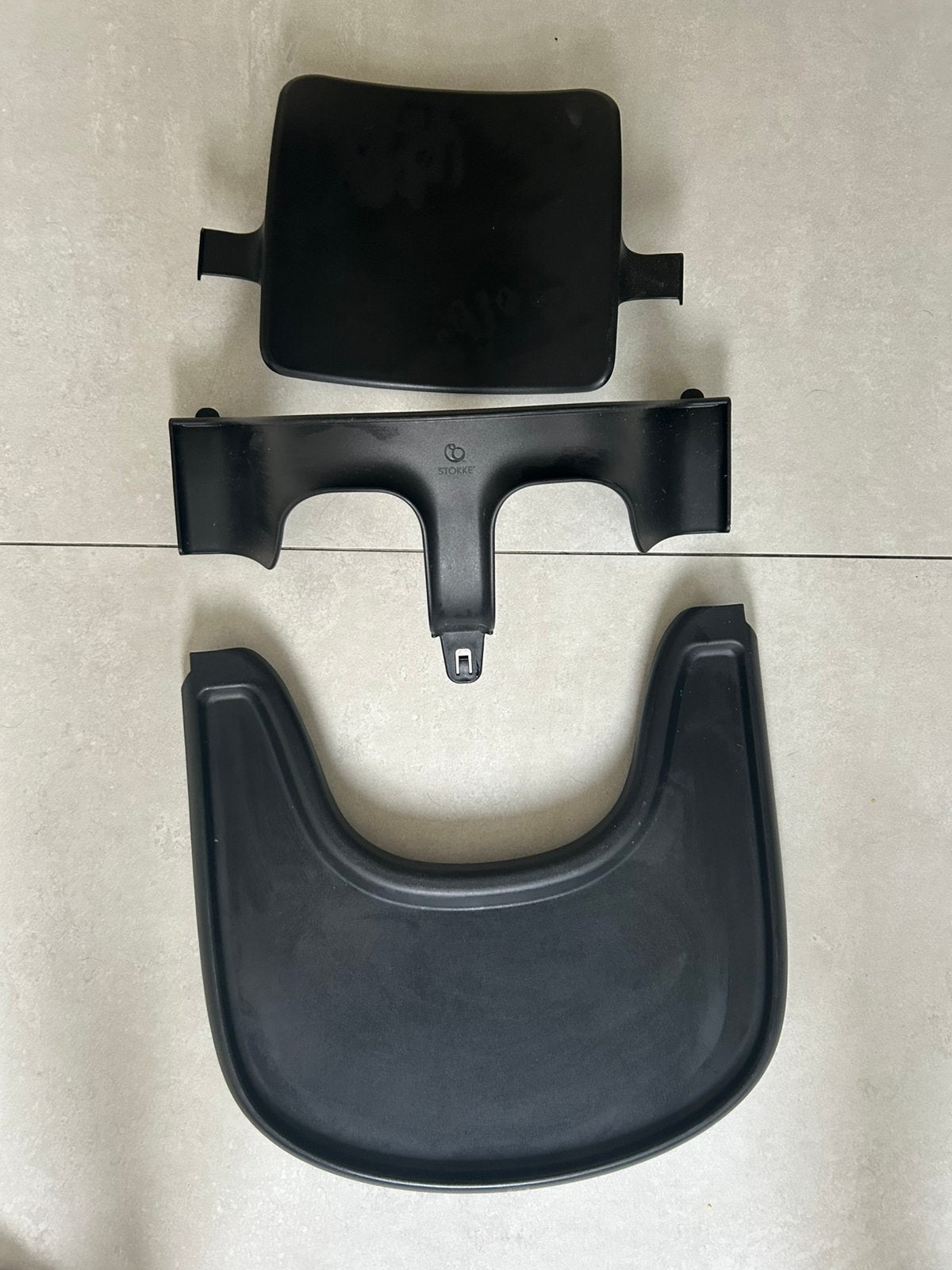 Stokke tripp trapp babyset met tafelblad eettray zwart, Ophalen, Gebruikt, Meegroeistoel