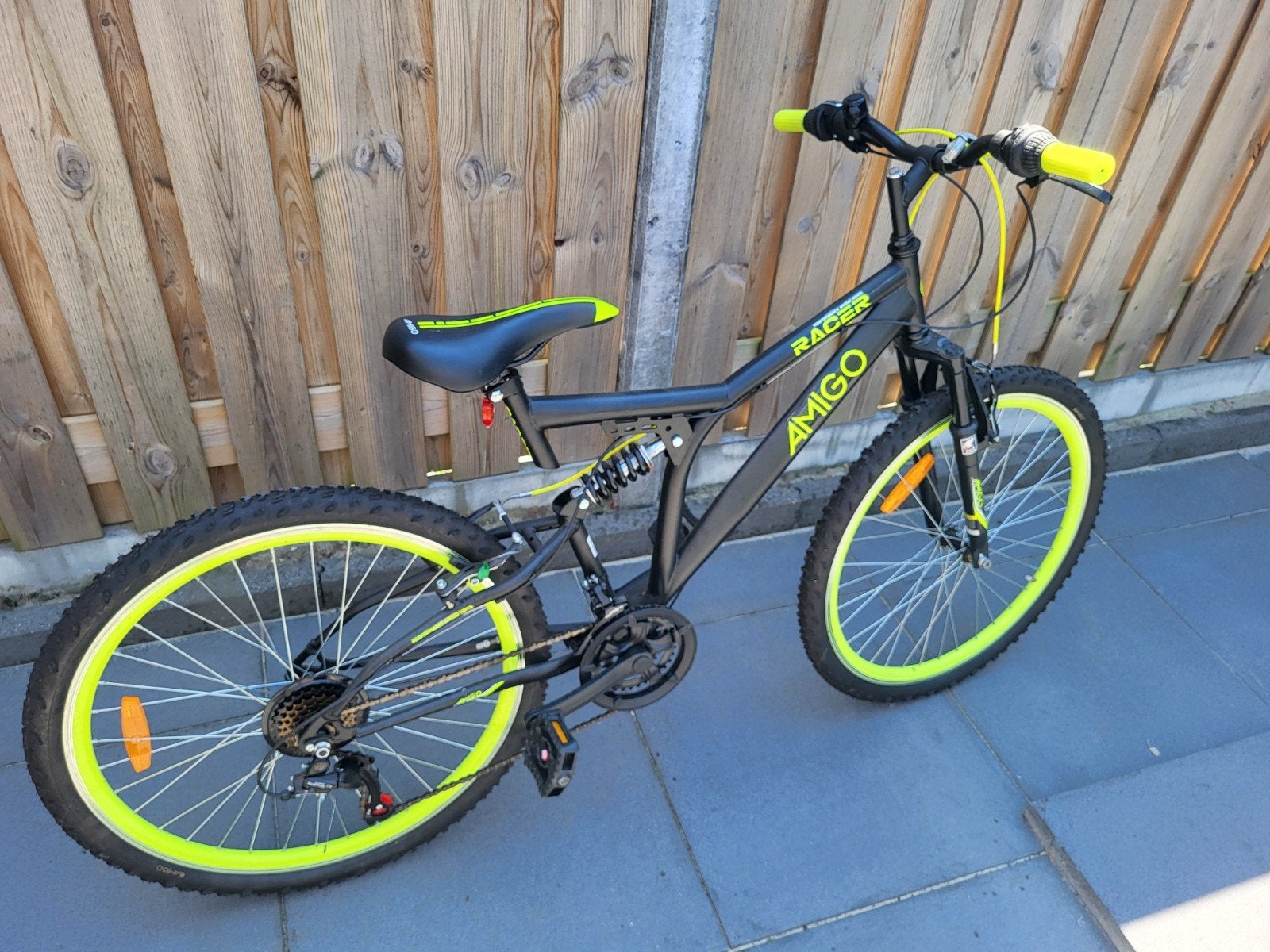 Amigo Racer Mountainbike - Zwart/Neon Geel - 6 Versnellingen, Fietsen en Brommers, Fietsen | Mountainbikes en ATB, 49 tot 53 cm