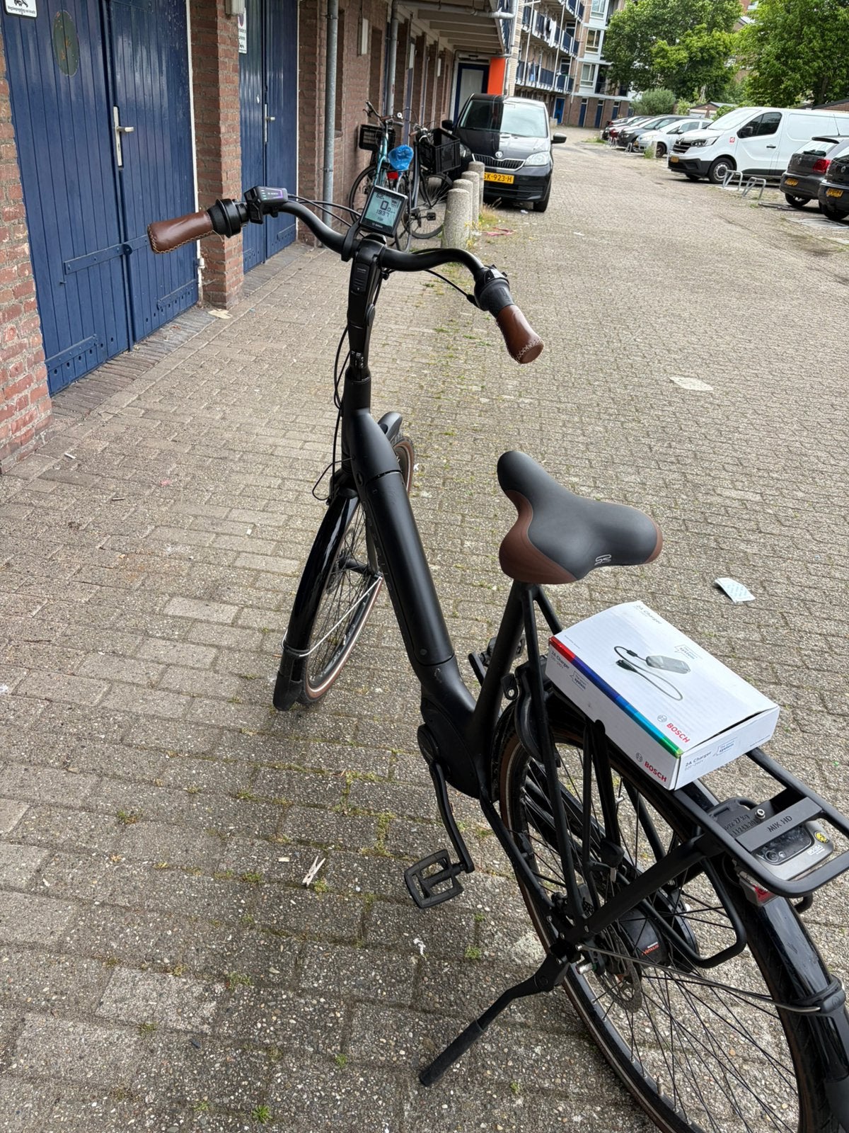 Gazelle Grenoble C8, Ophalen, Zo goed als nieuw, 59 cm of meer, 50 km per accu of meer