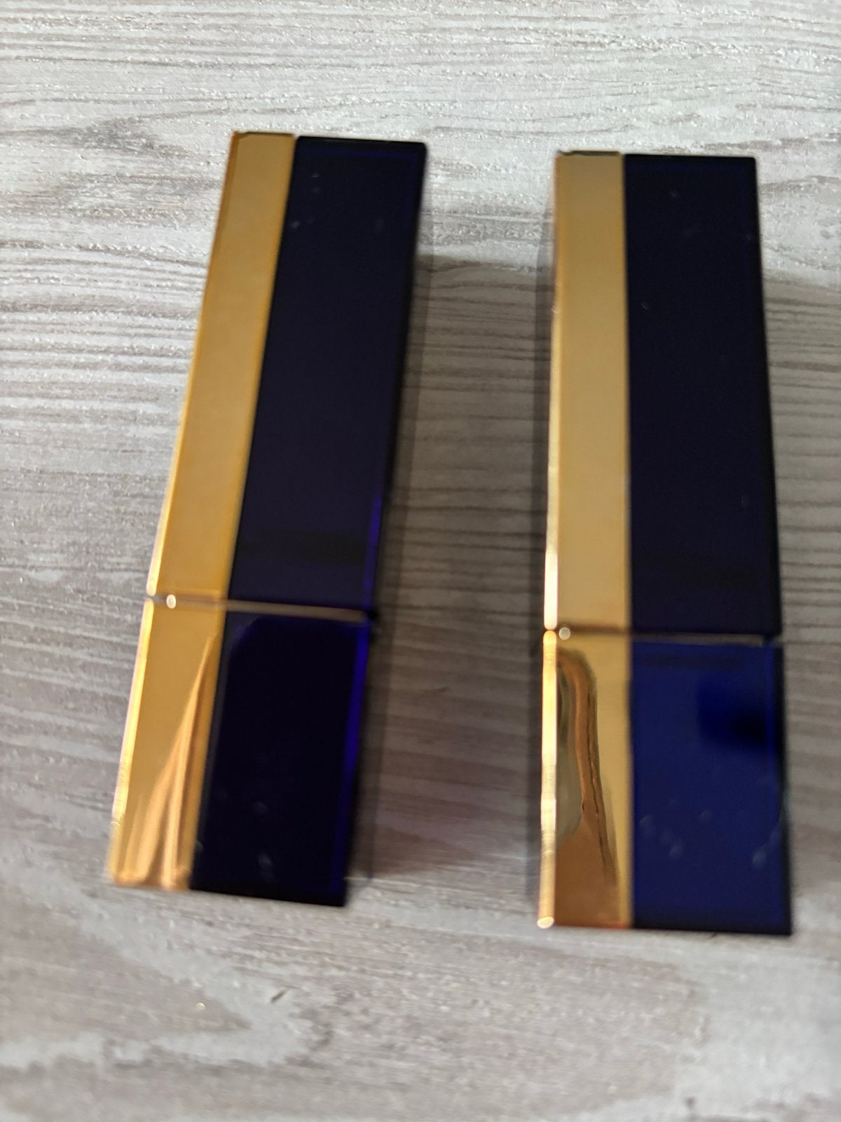 Estée Lauder Lippenstift - Electric Amourose & Cha Cha, Nieuw, Ophalen of Verzenden, Make-up, Overige kleuren