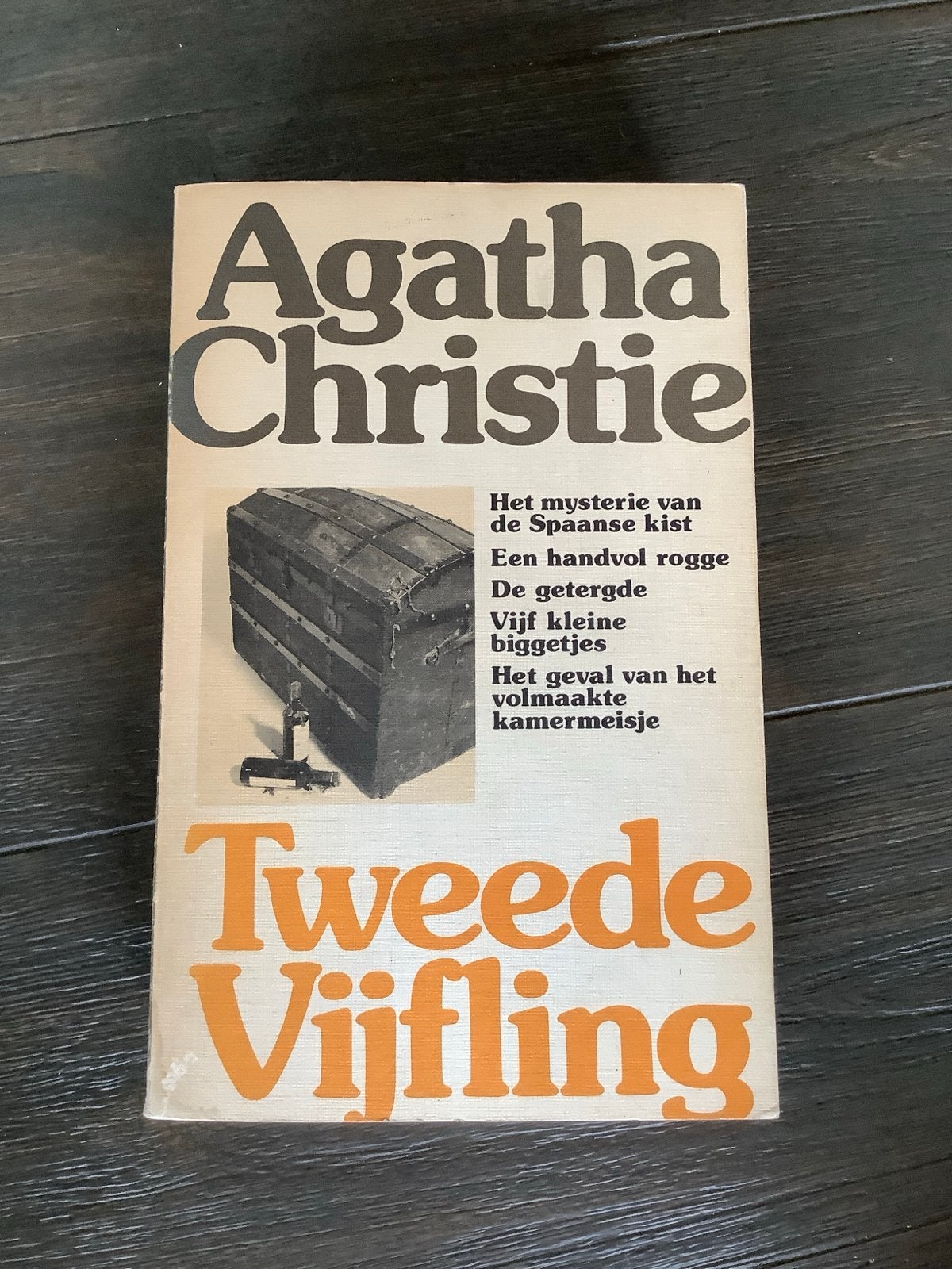 Agatha Christie - Tweede Vijfling (5 verhalen), Ophalen of Verzenden, Gelezen