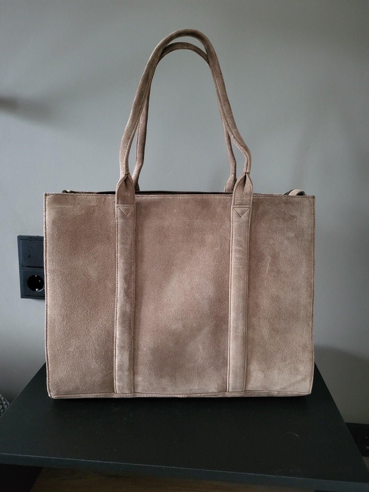 Suède laptoptas / Handtas - Beige, Ophalen of Verzenden, Nieuw, Beige, Overige typen