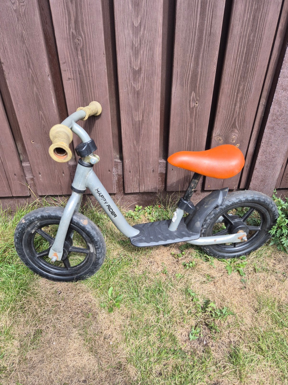 Happy Rider loopfiets - Grijs met oranje zadel, Ophalen of Verzenden, Gebruikt, Minder dan 16 inch, Happy Rider