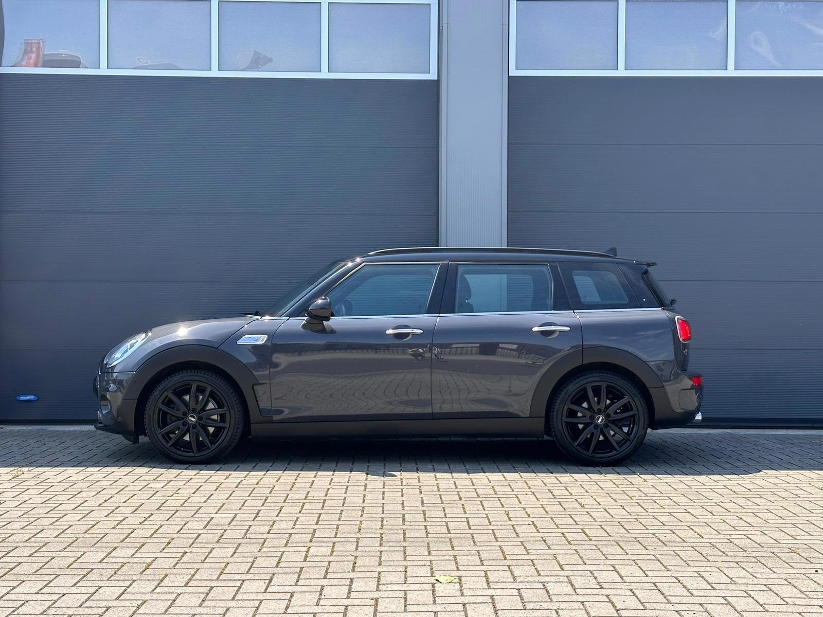 Mini Clubman 2.0 Cooper S Chili Serious Business|Leer|Automa, Auto's, Gebruikt, 17 km/l, 5 stoelen, Voorwielaandrijving