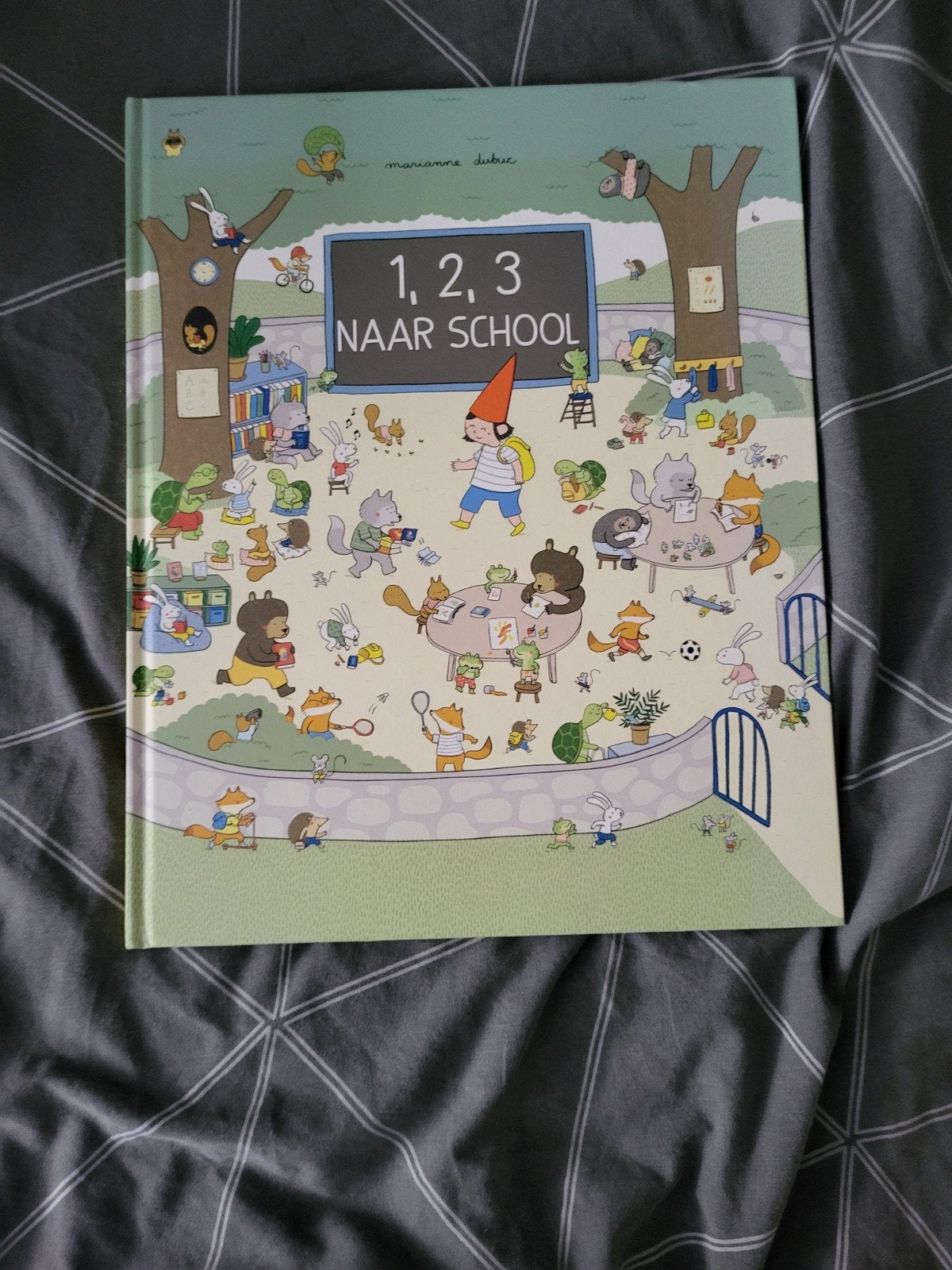 Marianne Dubuc - 1,2,3 naar school!, Non-fictie, Marianne Dubuc, Ophalen of Verzenden, Zo goed als nieuw