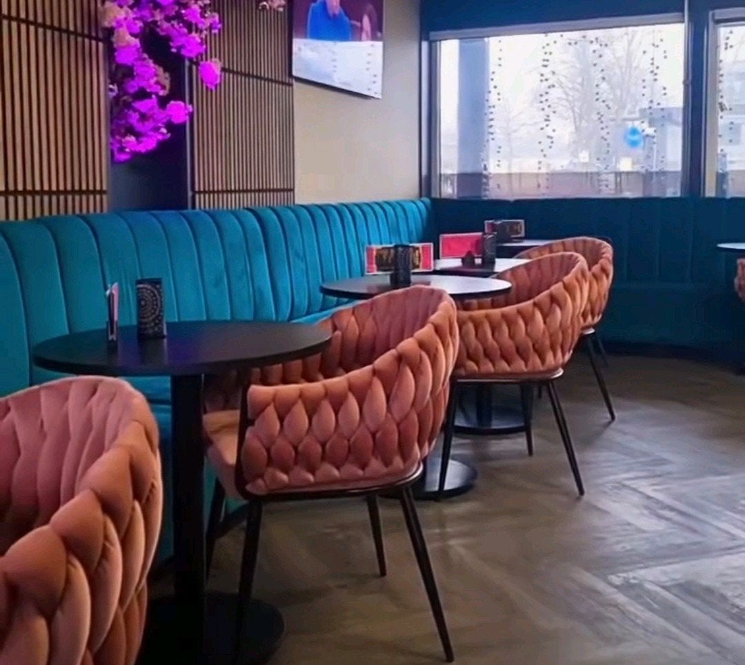 Roze velvet eethoekstoelen (4 of 5 stuks), zgan, Ophalen, Overige kleuren, Zo goed als nieuw, Stof