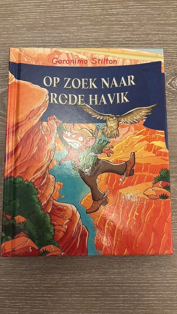 Geronimo Stilton; Op zoek naar rode havik (z.g.a.n.), Ophalen of Verzenden, Zo goed als nieuw, Fictie algemeen
