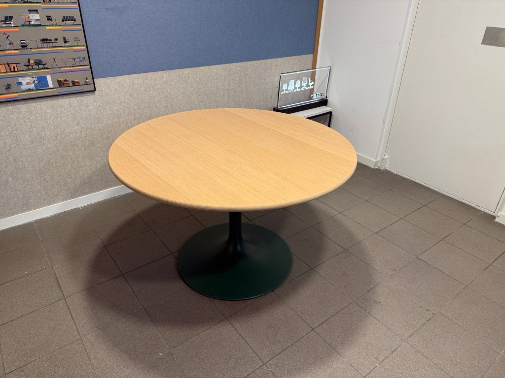 Artifort | Clarion | Eetkamertafel 120 cm | 1x, Niet ingevuld, Ophalen of Verzenden, Zo goed als nieuw, Niet ingevuld