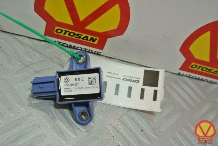 vw scirocco crashsensor druksensor deur 1k8955557, Auto-onderdelen, Gebruikt, Volkswagen, Volkswagen AG, Berliner Ring 2
38440  Wolfsburg, DE