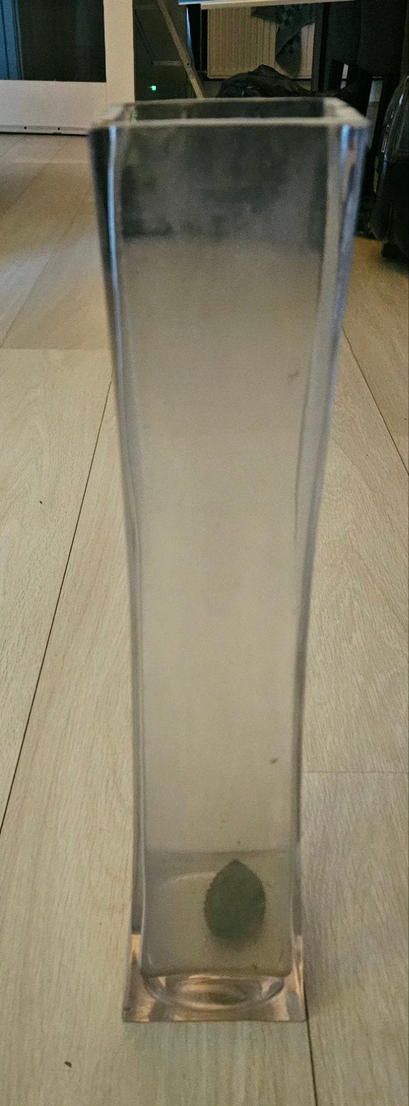 Vierkante glazen vaas (9x9x45 cm), Huis en Inrichting, Woonaccessoires | Vazen, Ophalen, Zo goed als nieuw, Glas, 45 cm