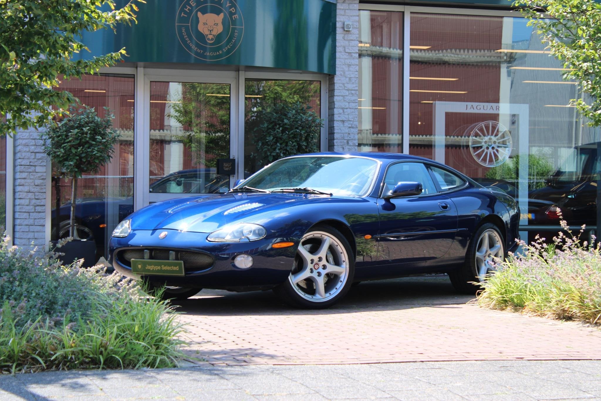 Jaguar XKR 4.0 V8 Coupé, Achterwielaandrijving, Gebruikt, 8 cilinders, 4 stoelen