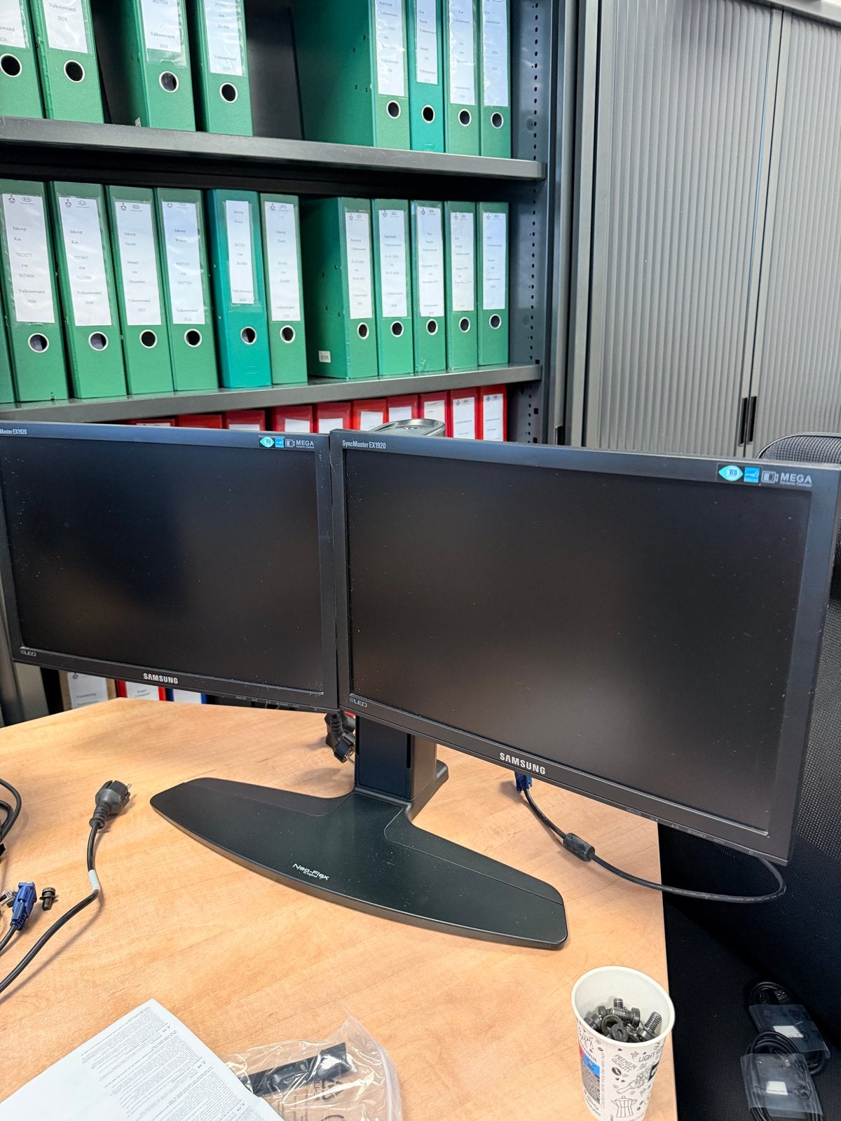 2x Samsung SyncMaster Dual Monitor Beeldscherm, Ophalen, Gebruikt, In hoogte verstelbaar, Full HD