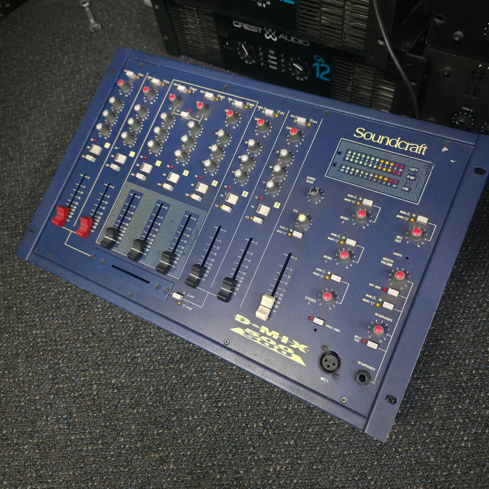 SOUNDCRAFT  D-MIX 500  dj mixer  met 3x phono, Muziek en Instrumenten, Dj-sets en Draaitafels, Ophalen of Verzenden, Overige merken
