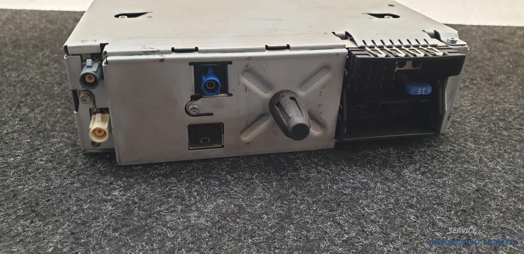 Rneg Radio CD speler met bluetooth en navigatie 96661984XT C, Taurusavenue 1
2132 LS  Hoofddorp, NL, Gebruikt, Stellantis N.V.
