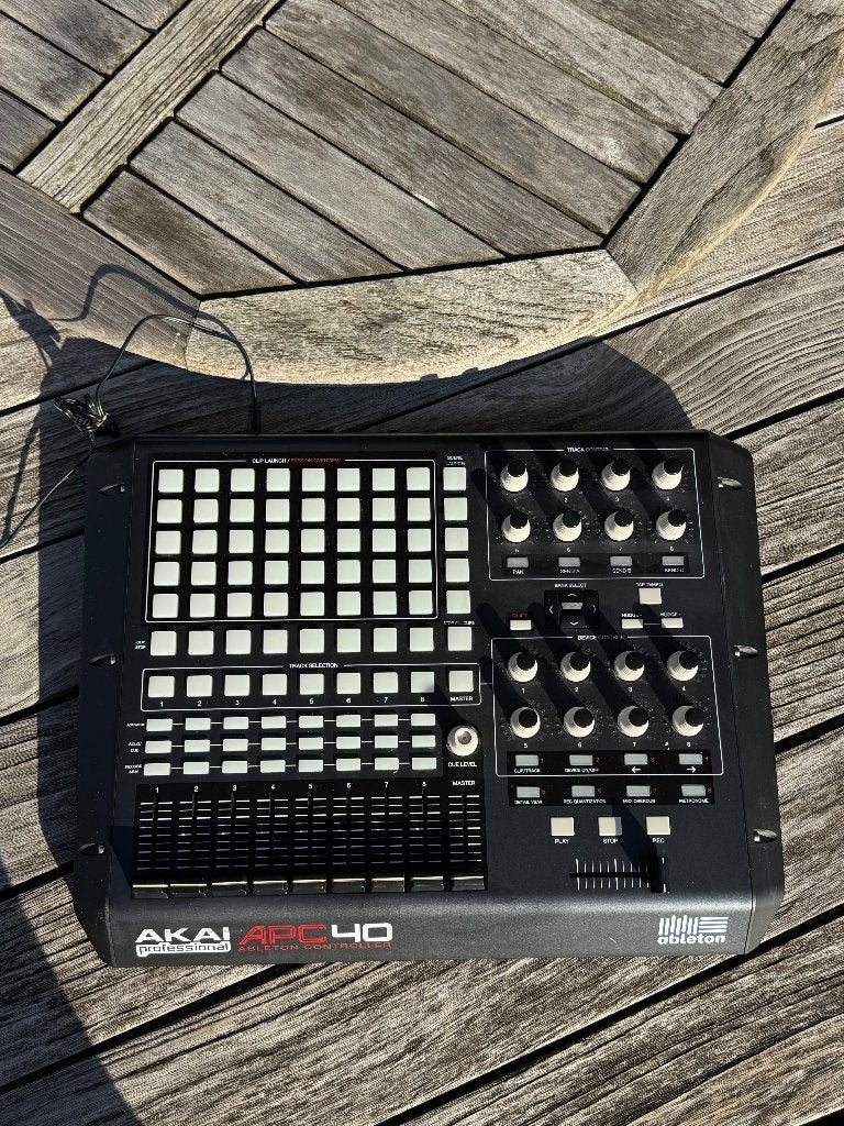 Akai APC40, Audio, Tv en Foto, Professionele Audio-, Tv- en Video-apparatuur, Ophalen of Verzenden, Gebruikt, Audio