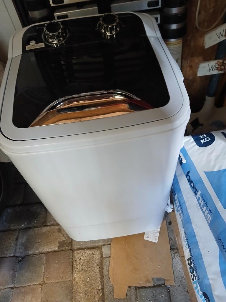 Leuke wasmachine voor de camping., Witgoed en Apparatuur, Wasmachines, Minder dan 4 kg, Ophalen of Verzenden, Minder dan 1200 toeren