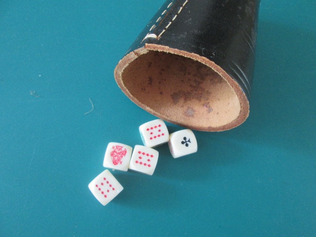vintage pokerbeker dobbelbeker leer poker pokerstenen, Ophalen of Verzenden, Gebruikt