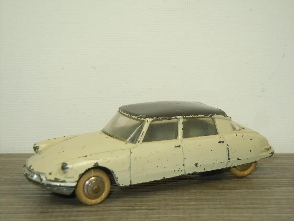 Citroen DS19 - Dinky Toys 24C France, Gebruikt, Auto, Verzenden, Frankrijk